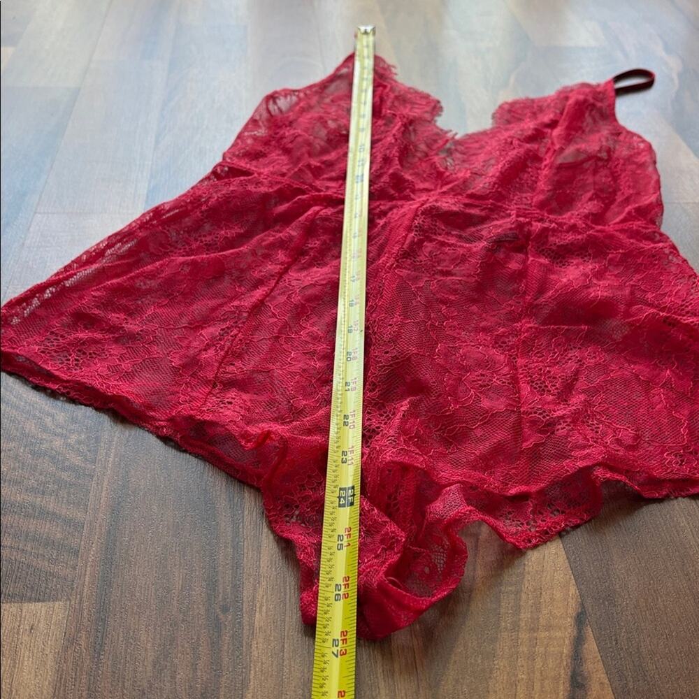 Victoria's Secret Woman’s Size S Red Lace Chemise - Picture 9 of 16